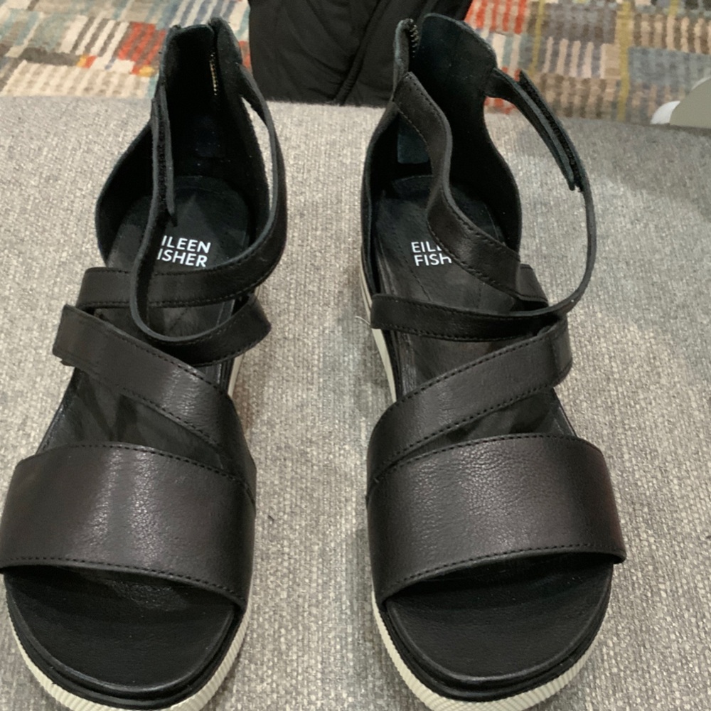Eileen Fisher Women's Black Leather Sandals